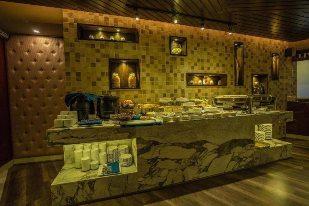 Hotel Castle Salam Khulna Εξωτερικό φωτογραφία
